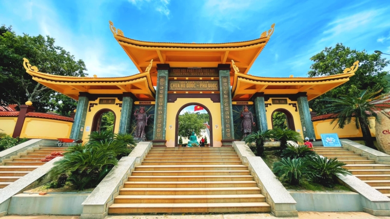chua_ho_quoc_02