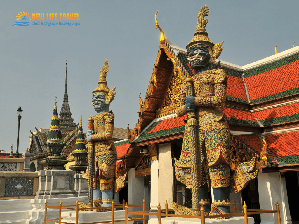 Chùa Phật Lớn Wat Phra Yai Pattaya 
