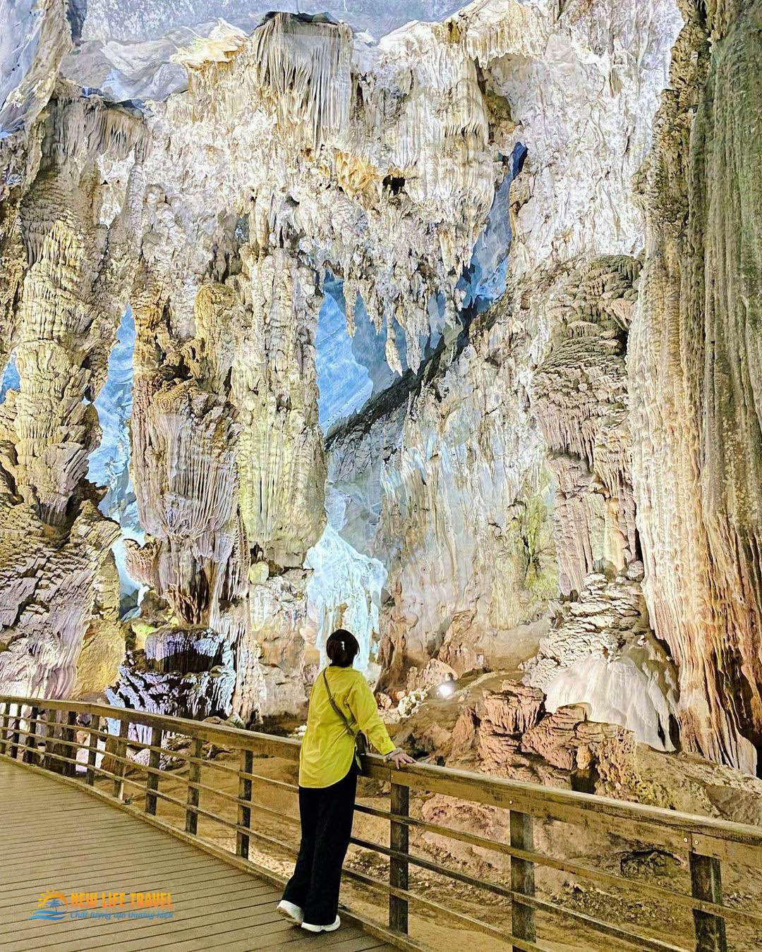 Động Thiên Đường Paradise Cave - Tour miền trung 5 ngày 4 đêm từ Nha Trang