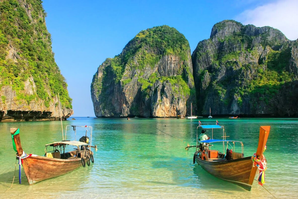 Đảo Phi Phi tại Phuket Thái Lan - Tour du lịch Phuket 4 ngày 3 đêm