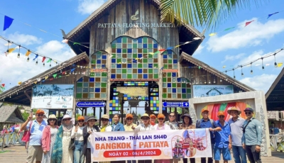 Du khách tham gia tour Thái Lan