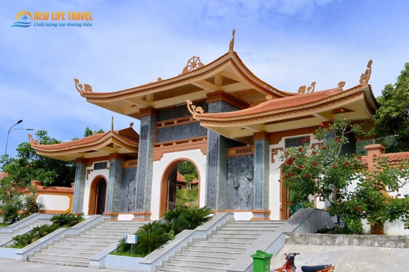 Chùa Hộ Quốc tại Phú Quốc