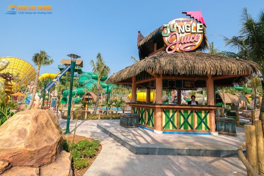 Công viên nước Aquatopia Phú Quốc