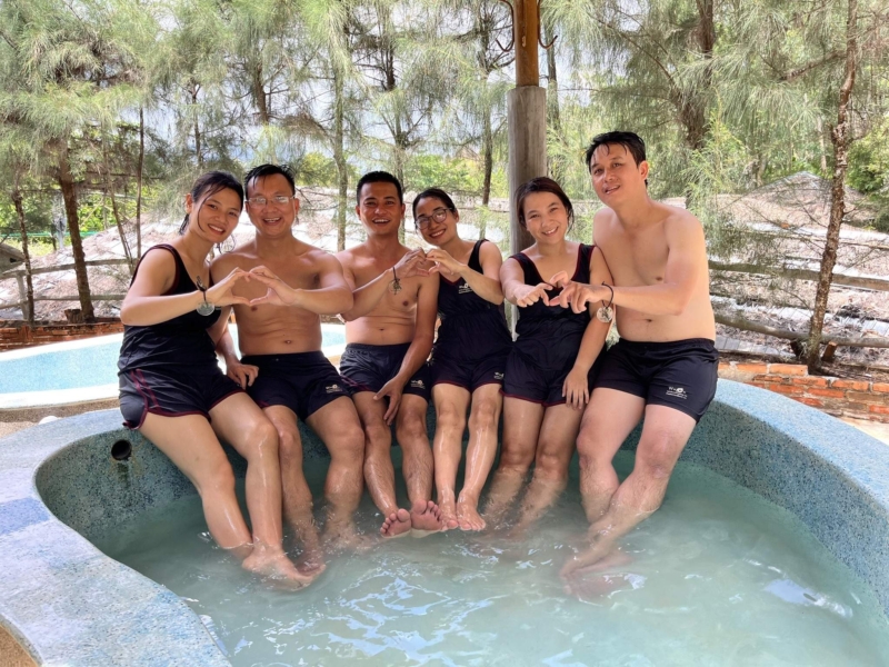 du-khach-trai-nghiem-tam-bun-tai-thap-ba-nha-trang-1