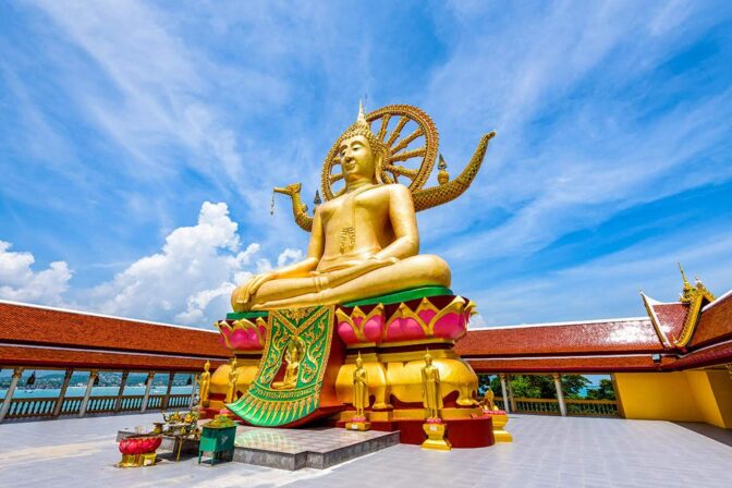 chua-wat-phra-yai-thai-lan