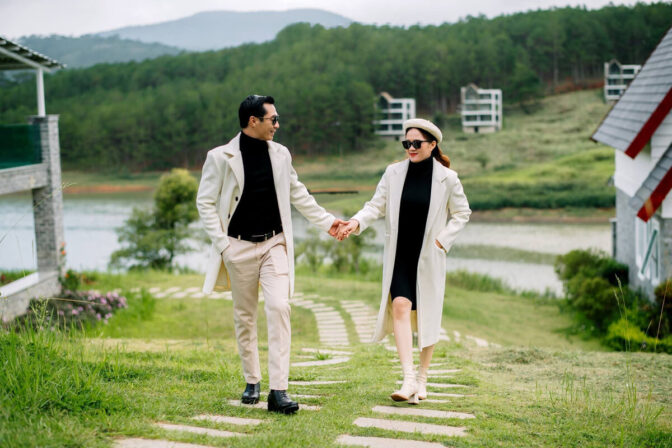 Du khách check tại Đà Lạt Resort Wonder