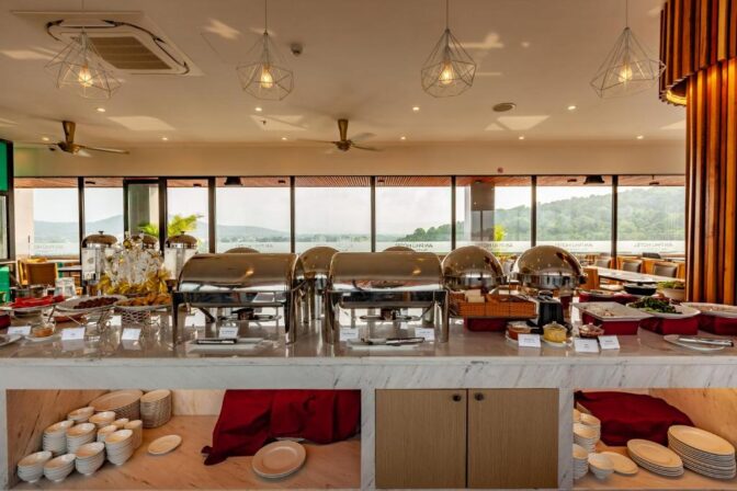 Buffet sáng tại khách sạn An Phú 3 sao - Phú Quốc