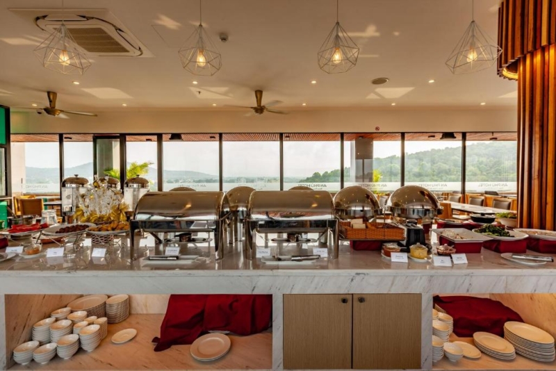 Buffet sáng tại khách sạn An Phú 3 sao - Phú Quốc