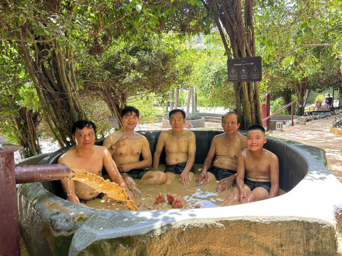 cong-ty-tnhh-hop-tac-quoc-te-kinsa-nha-trang-4-ngay-3-dem-tam-bun-hon-tam