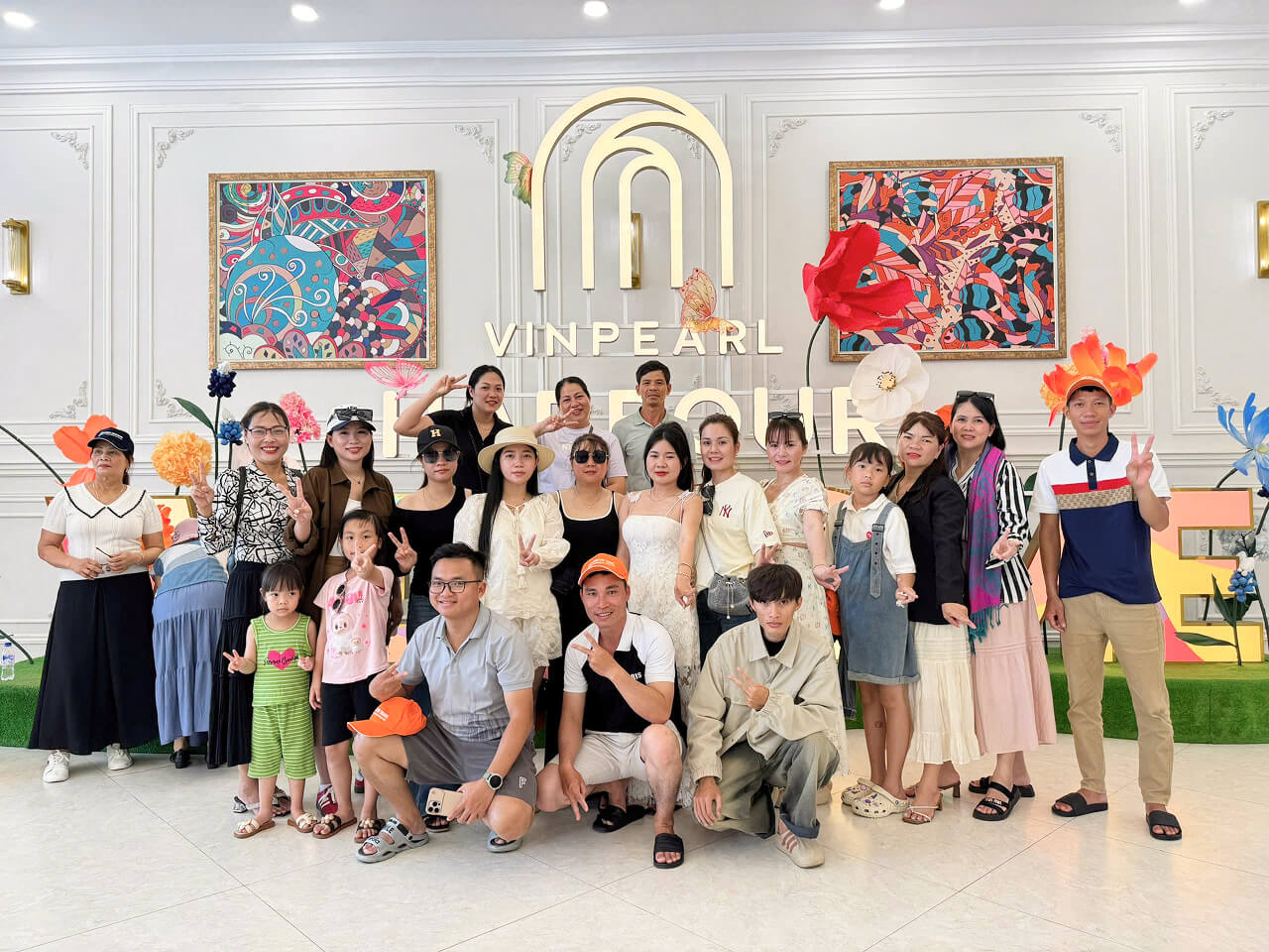 Đoàn VNPT Đăk Lăk chụp ảnh check in tại Vinpearl Harbour Nha Trang Đoàn VNPT Đăk Lăk chụp ảnh check in tại Vinpearl Harbour Nha Trang
