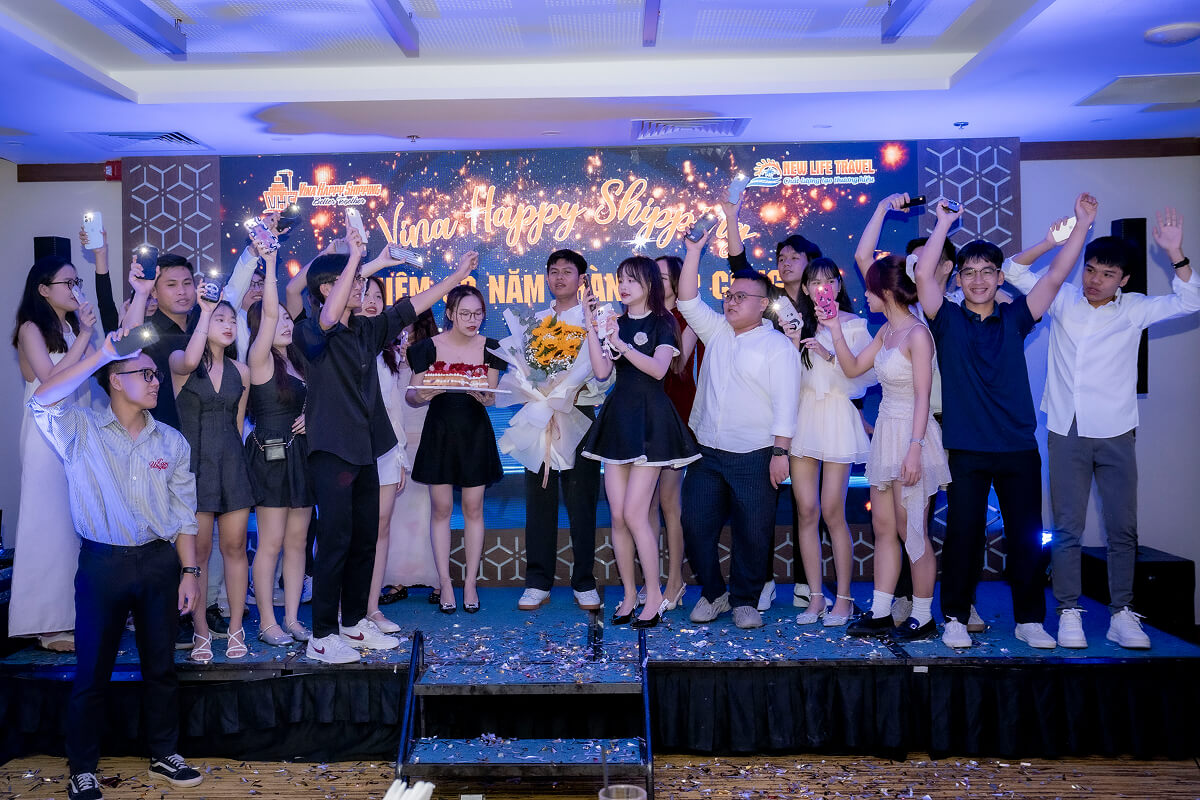 gala-dinner-new-life-travel-1