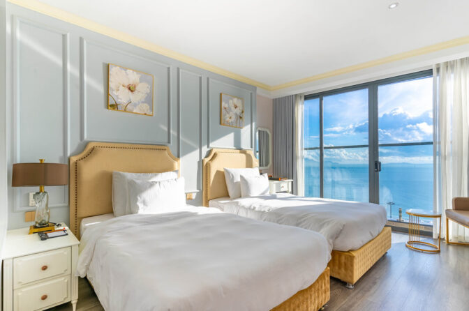 hang-phong-deluxe-ocean-view-lavague-hotel