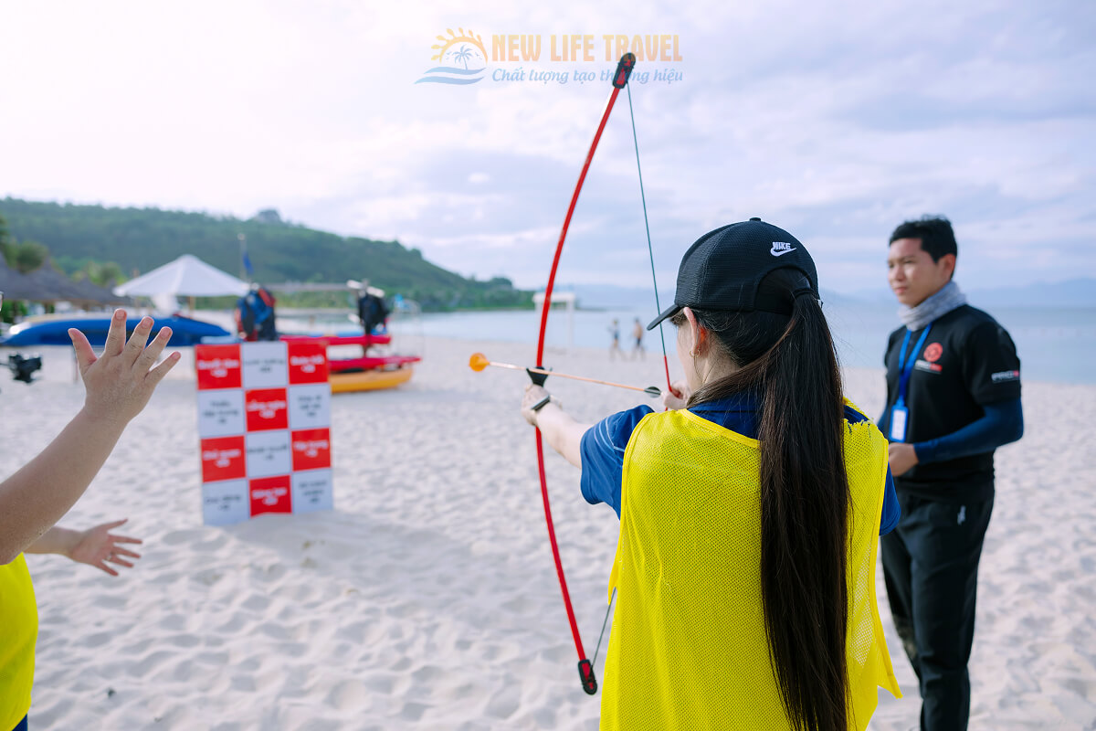 Trò chơi Teambuilding: Chinh phục mục tiêu (bắn cung)