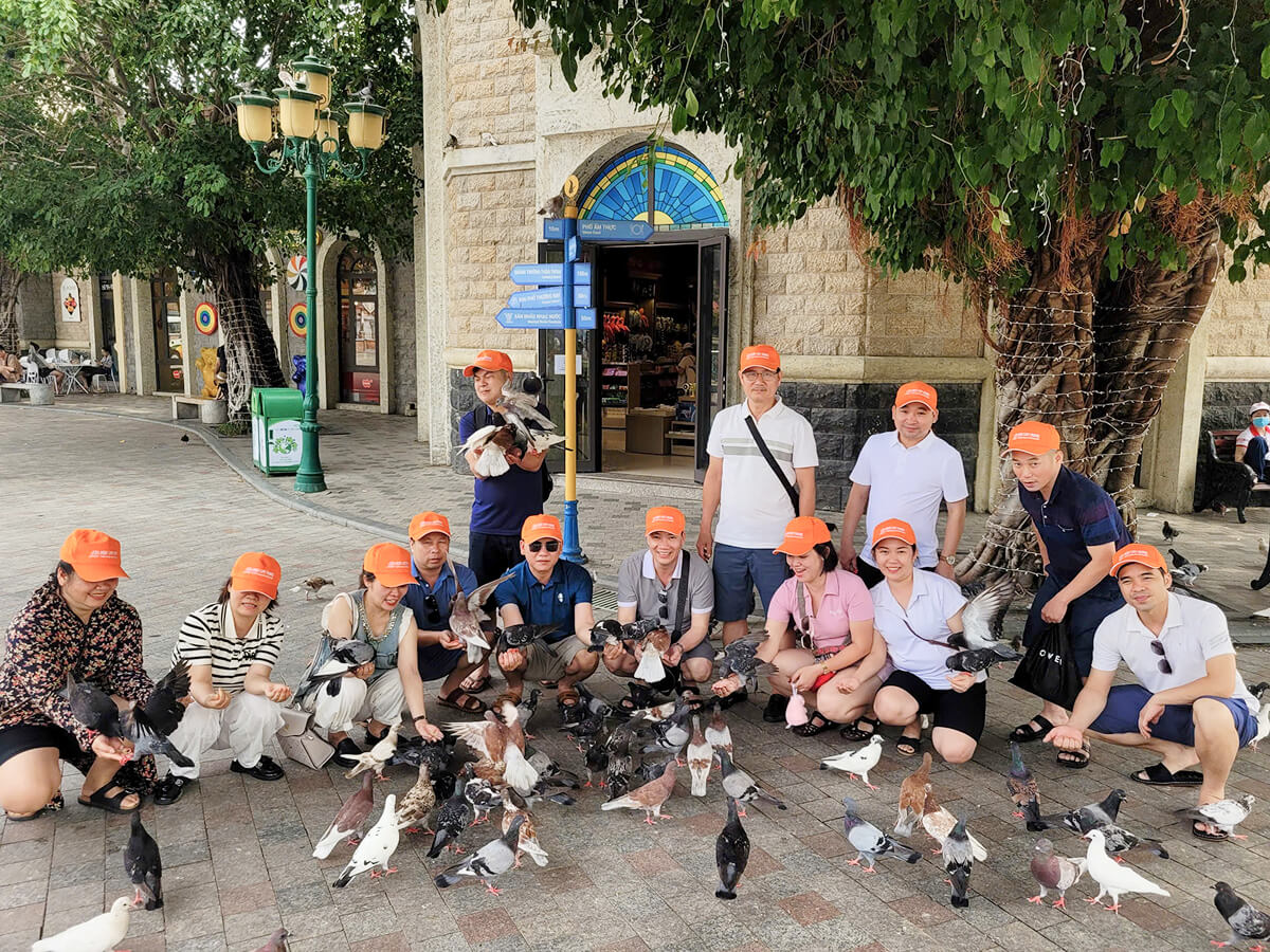 Đoàn đại biểu UBND Xã Minh Sơn, tỉnh Hà Giang tham quan VinWonders Nha Trang Đoàn đại biểu UBND Xã Minh Sơn, tỉnh Hà Giang tham quan VinWonders Nha Trang
