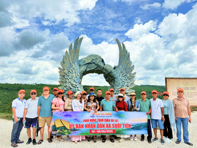 doan-ubnd-xa-suoi-tien-khanh-hoa-tham-quan-da-lat-3n2d