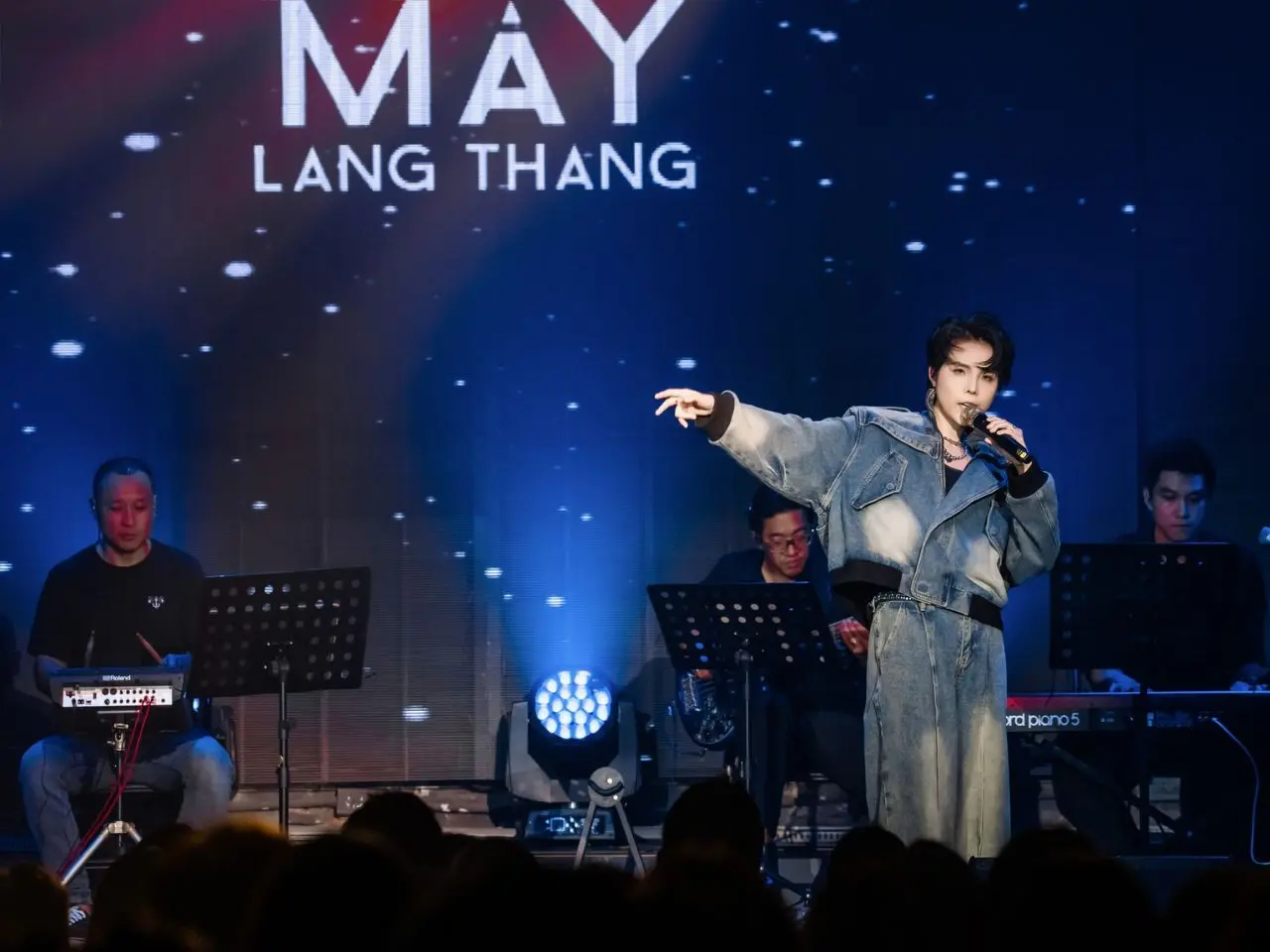 Quán Cafe Acoustic Đà Lạt - Mây Lang Thang