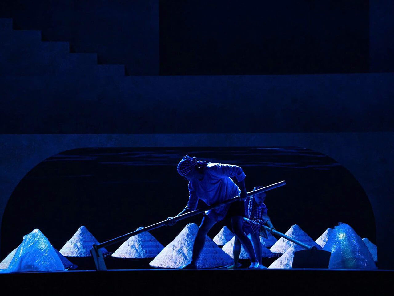 Chương 6 - Làng Biển | Show Việt Nam Bách Nghệ Vinpearl Nha Trang Chương 6 - Làng Biển | Show Việt Nam Bách Nghệ Vinpearl Nha Trang