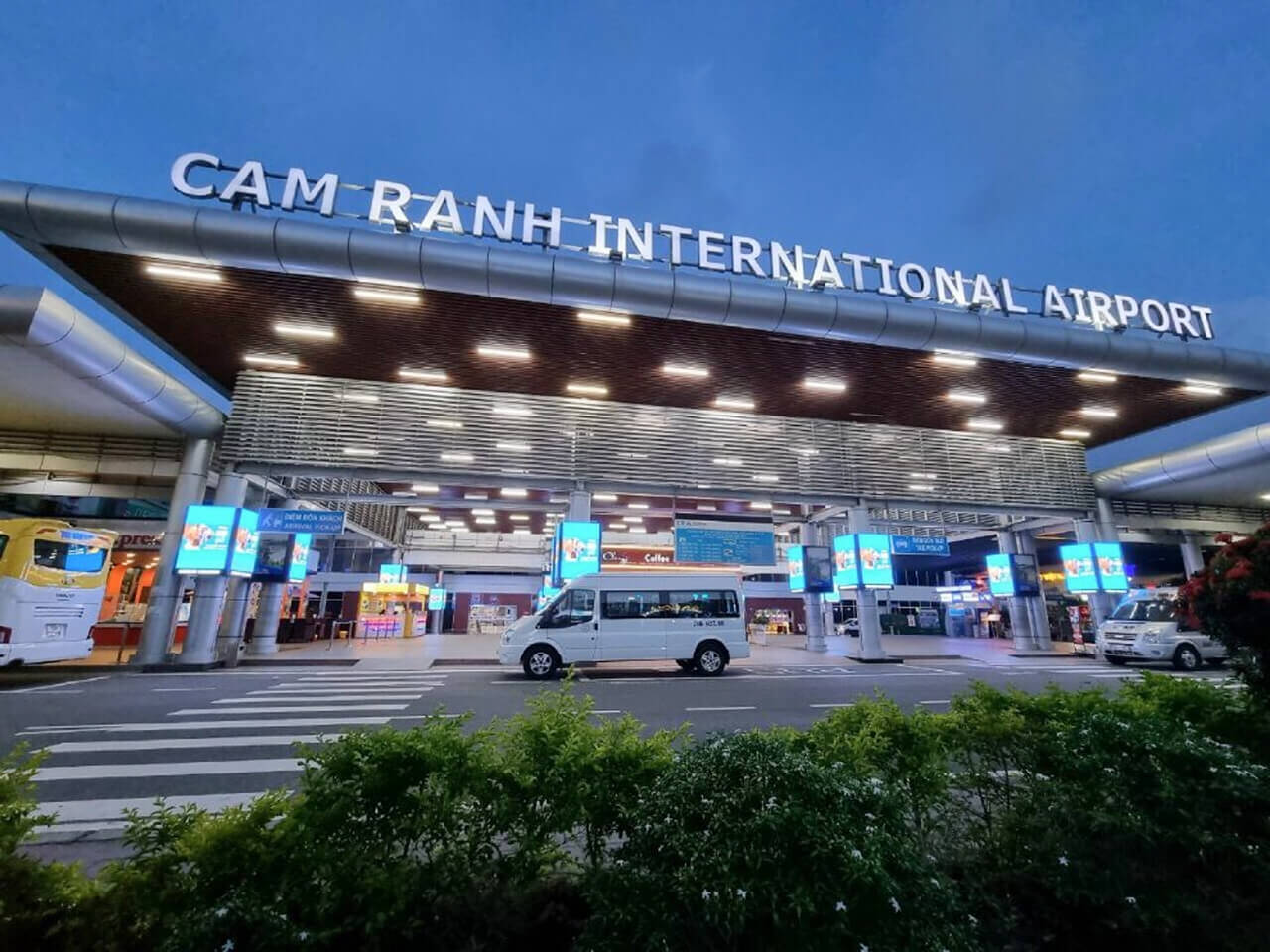 Cam Ranh Airport Nha Trang - New Life Travel Cars