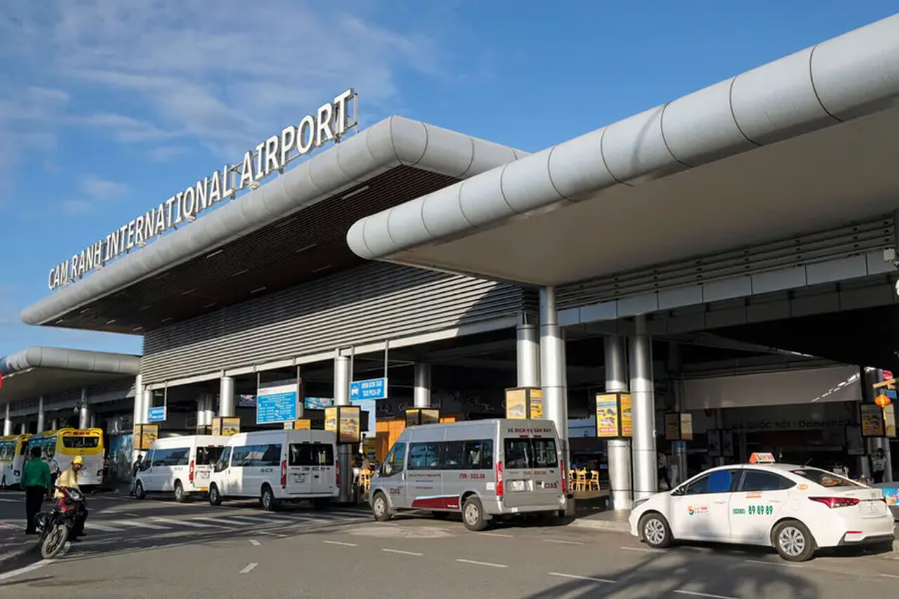 Dịch vụ xe đưa đón sân bay - Taxi Cam Ranh Airport Nha Trang