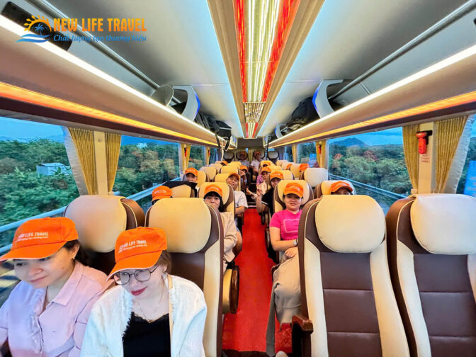 thue-xe-29-cho-di-tour-nha-trang-1