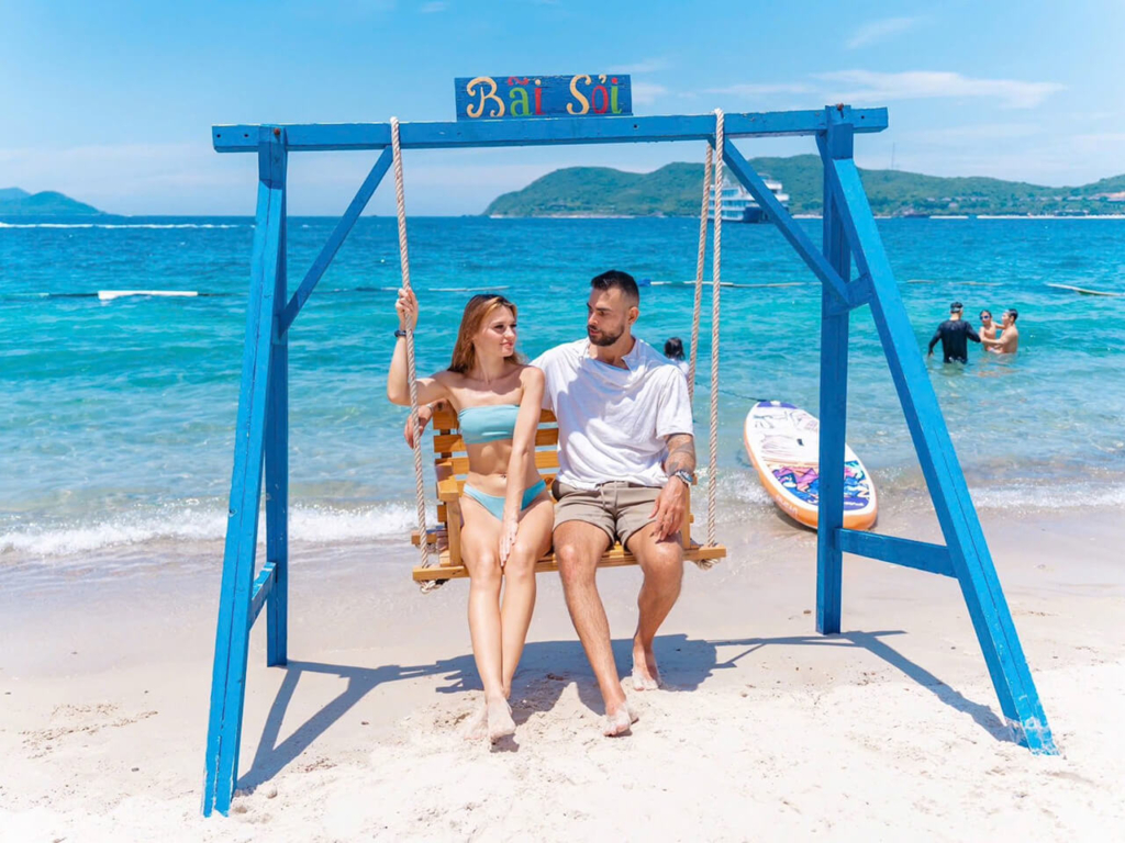 Tour 3 Đảo Bãi Tranh – Làng Chài – Bãi Sỏi Nha Trang Hot 2025