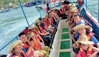 tau-day-kinh-vinh-hy