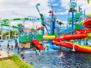 cong-vien-nuoc-nha-trang-Golden-Peak-Park