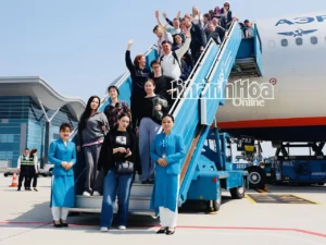 du-khach-nga-tro-lai-khanh-hoa-du-lich-2025