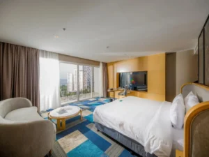 khach-san-nha-trang-gia-re-Quinter-Central