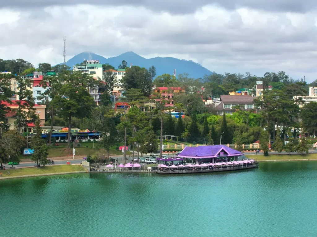 Ho-xuan-huong-dalat (6)