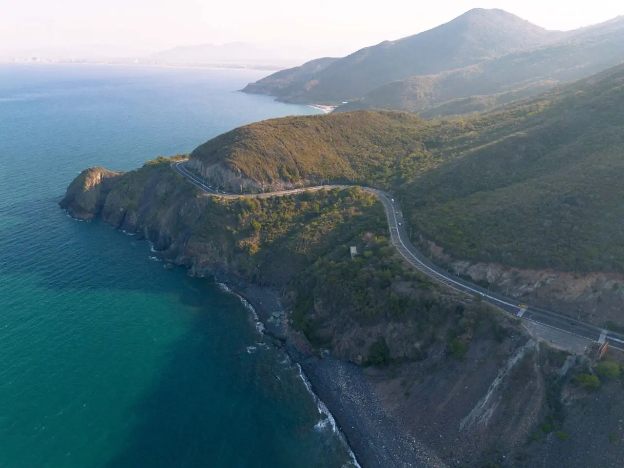Hình ảnh tổng quan đèo Cù Hin Nha Trang