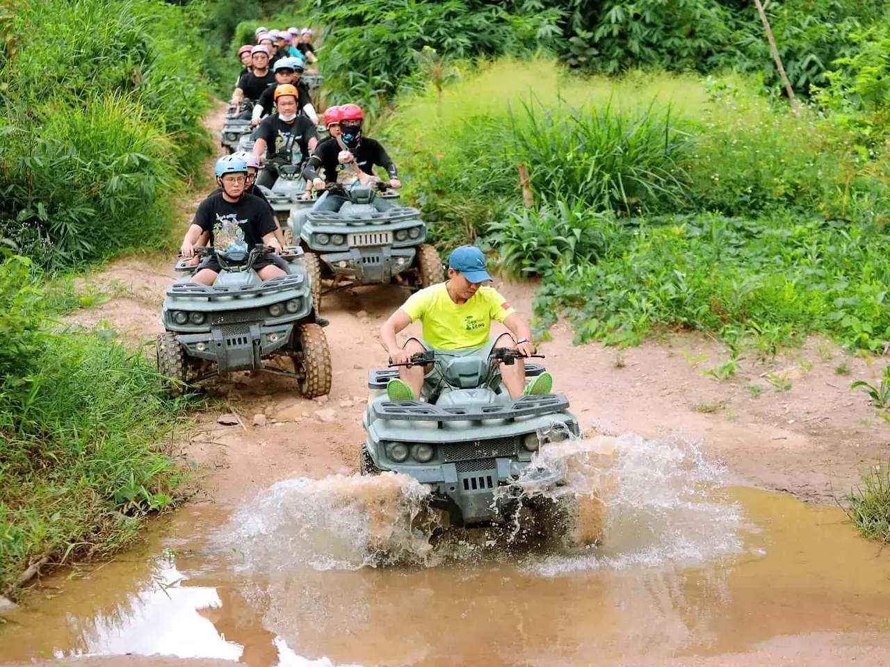 Trải nghiệm đua xe địa hình ATV Kong Forest Hòn Bà Trải nghiệm đua xe địa hình ATV Kong Forest Hòn Bà