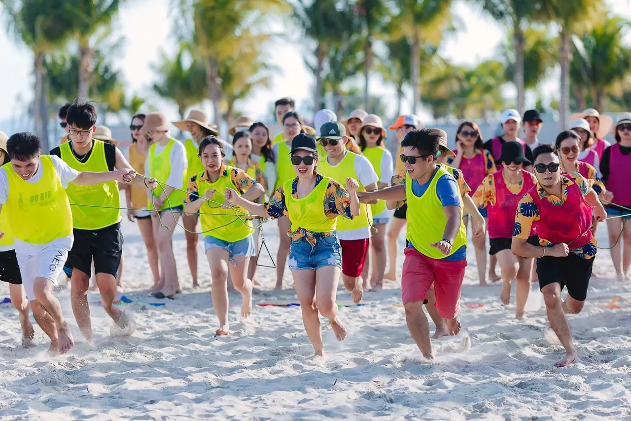 Teambuilding bãi biển Vũng Tàu Teambuilding bãi biển Vũng Tàu