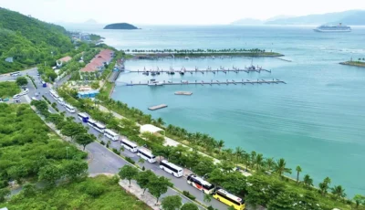 ben-du-thuyen-ana-marina-don-tau-du-lich-costa-serena