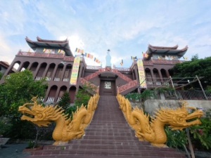 chua-trung-son-co-tu-Ninh-Thuan