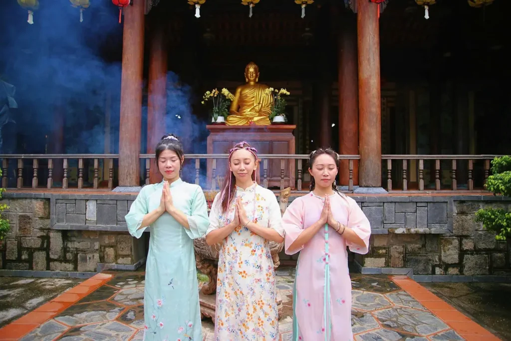 tour-xich-lo-nha-trang-check-in-chua-long-son