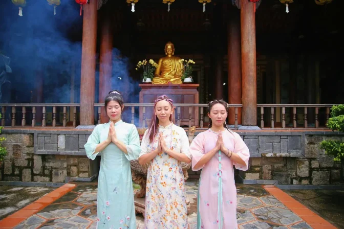 tour-xich-lo-nha-trang-check-in-chua-long-son