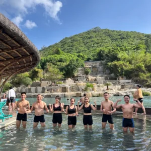 du-khach-tam-khoang-nong-dao-hon-tam-nha-trang