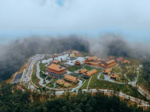 toan-canh-chua-truc-lam-hon-ba-nha-trang