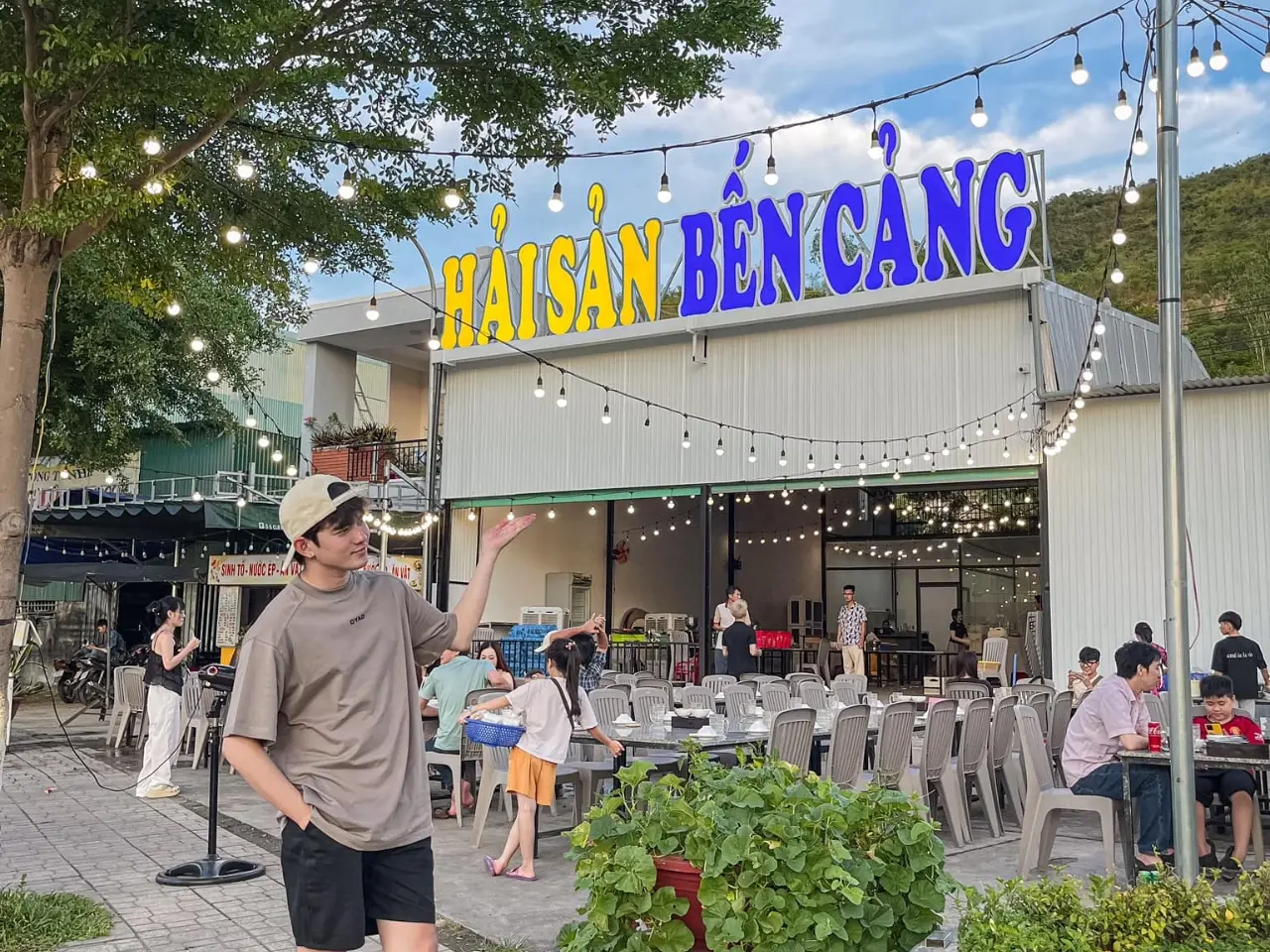 Hải sản Bến Cảng Nha Trang địa điểm ăn hải sản tươi ngon