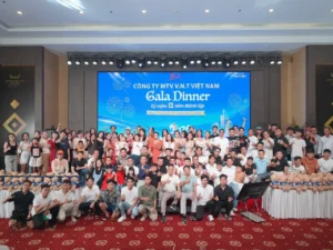 recap-tour-nha-trang-3n3d-cty-VNT-Viet-Nam-dem-gala-dinner