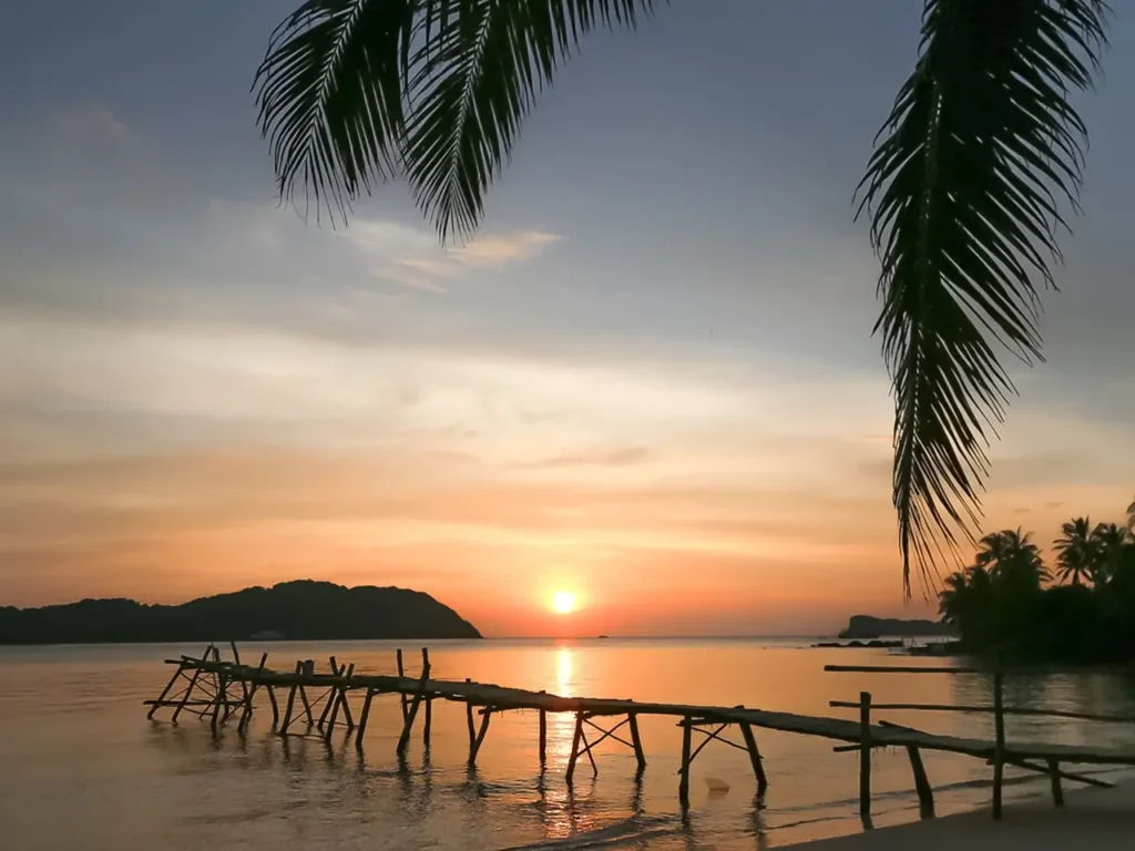 tour-bbq-2-dao-phu-quoc-ngam-san-ho-hoang-hon-1