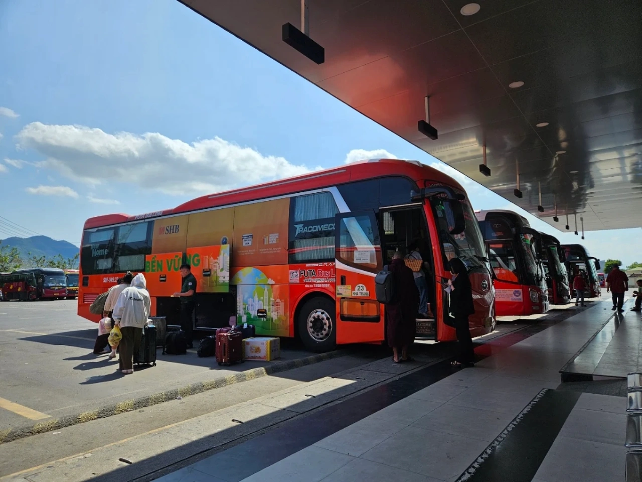 Các tuyến xe tập trung ở bến xe Phía Nam Nha Trang