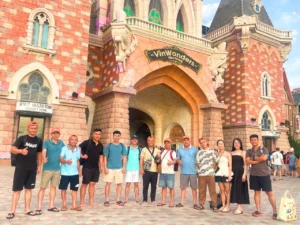 doan-cong-ty-tin-nguyen-trai-nghiem-vinwonder-nha-trang