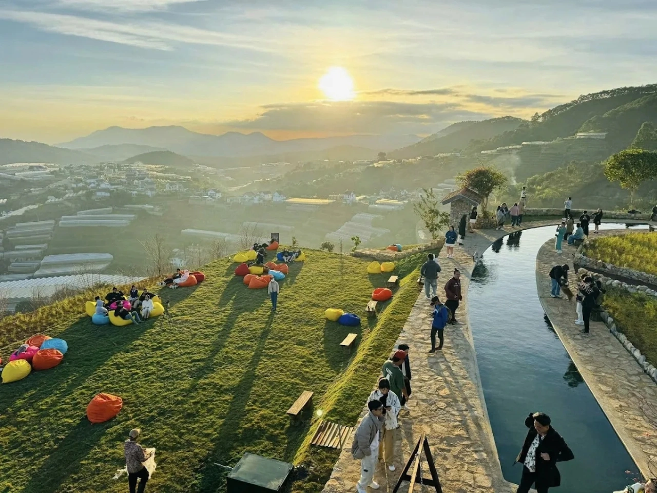Check-in "Cổng trời Bali" giữa lòng Đà Lạt – Tận hưởng view cực chill và săn ngay bộ ảnh triệu like! Check-in "Cổng trời Bali" giữa lòng Đà Lạt – Tận hưởng view cực chill và săn ngay bộ ảnh triệu like!