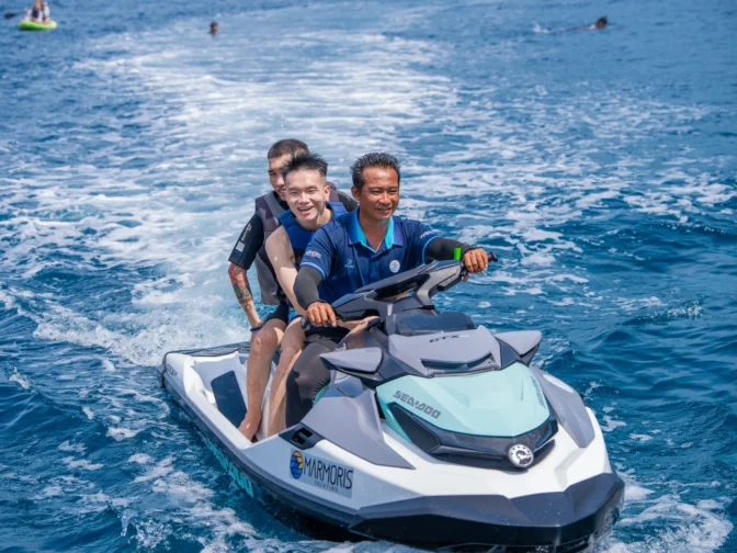tour-du-thuyen-marmoris-tropical-yachting-nha-trang (4)