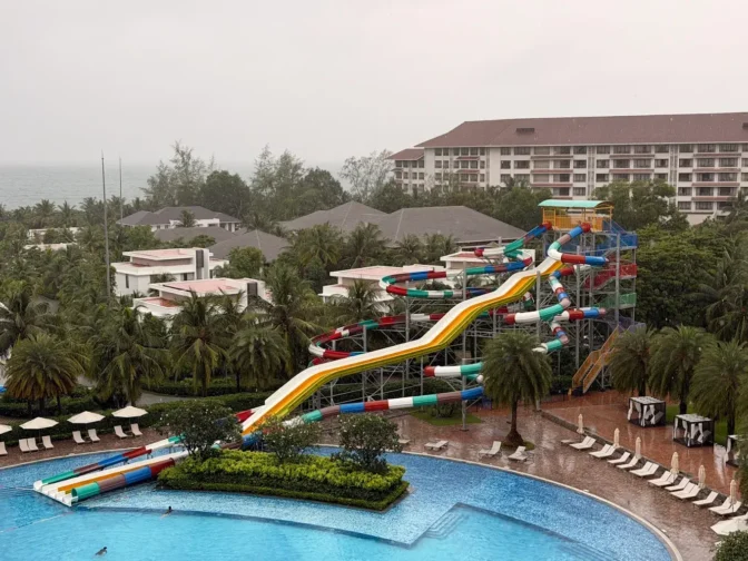 ho-boi-wyndham-grand-phu-quoc