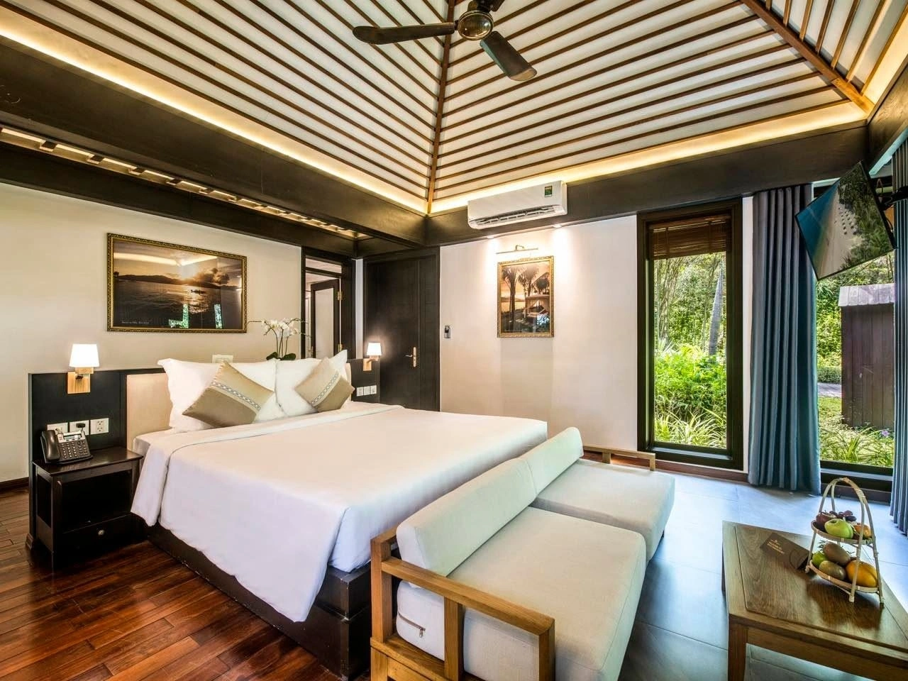 Phòng lưu trú ở Merperle Hòn Tằm Resort