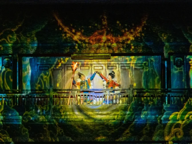 ve-show-tinh-hoa-viet-nam-grand-world-phu-quoc