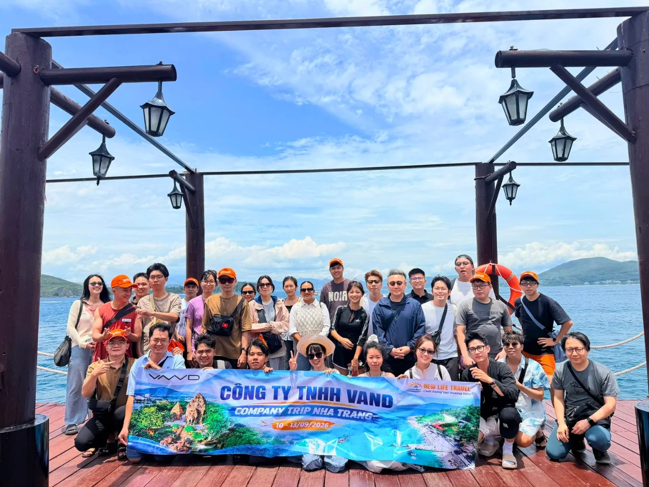 doan-vand-tham-quan-hon-tam-nha-trang